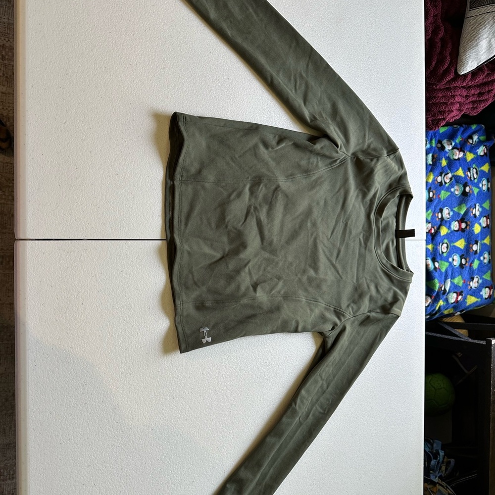 Under Armour Sage Green Crew Neck Top